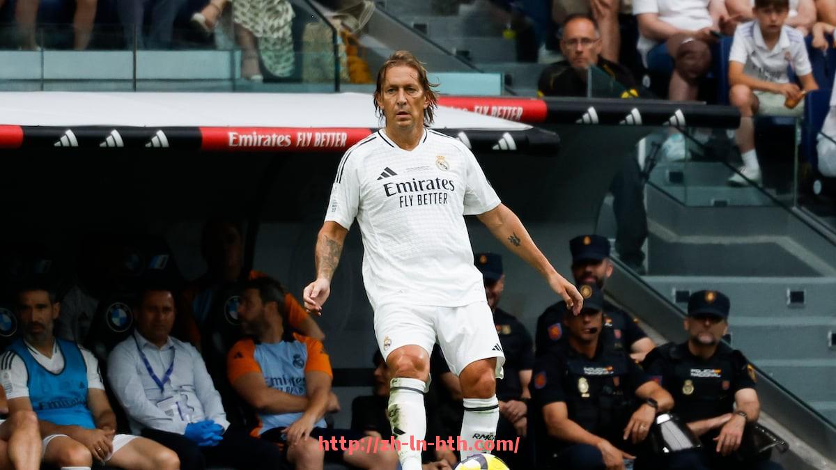 华体会hth登录入口-德甲现有十八个球队的详细名单及介绍