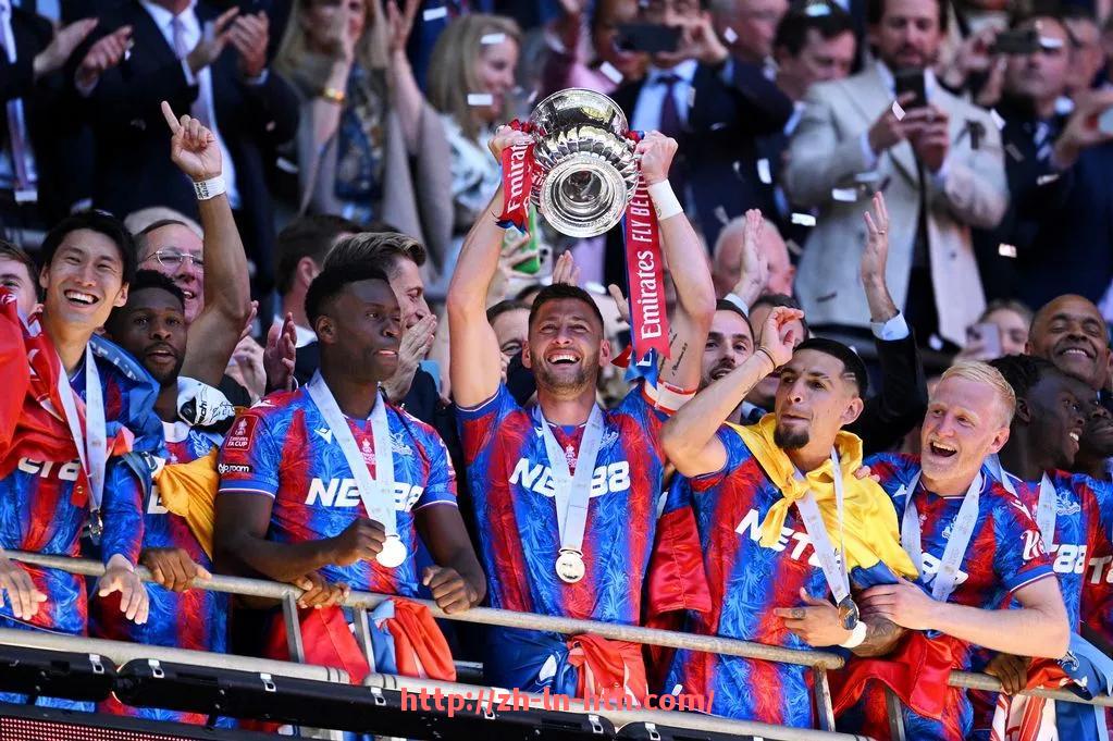 华体会hth登录入口-法甲里昂队2025赛季一线队球员名单